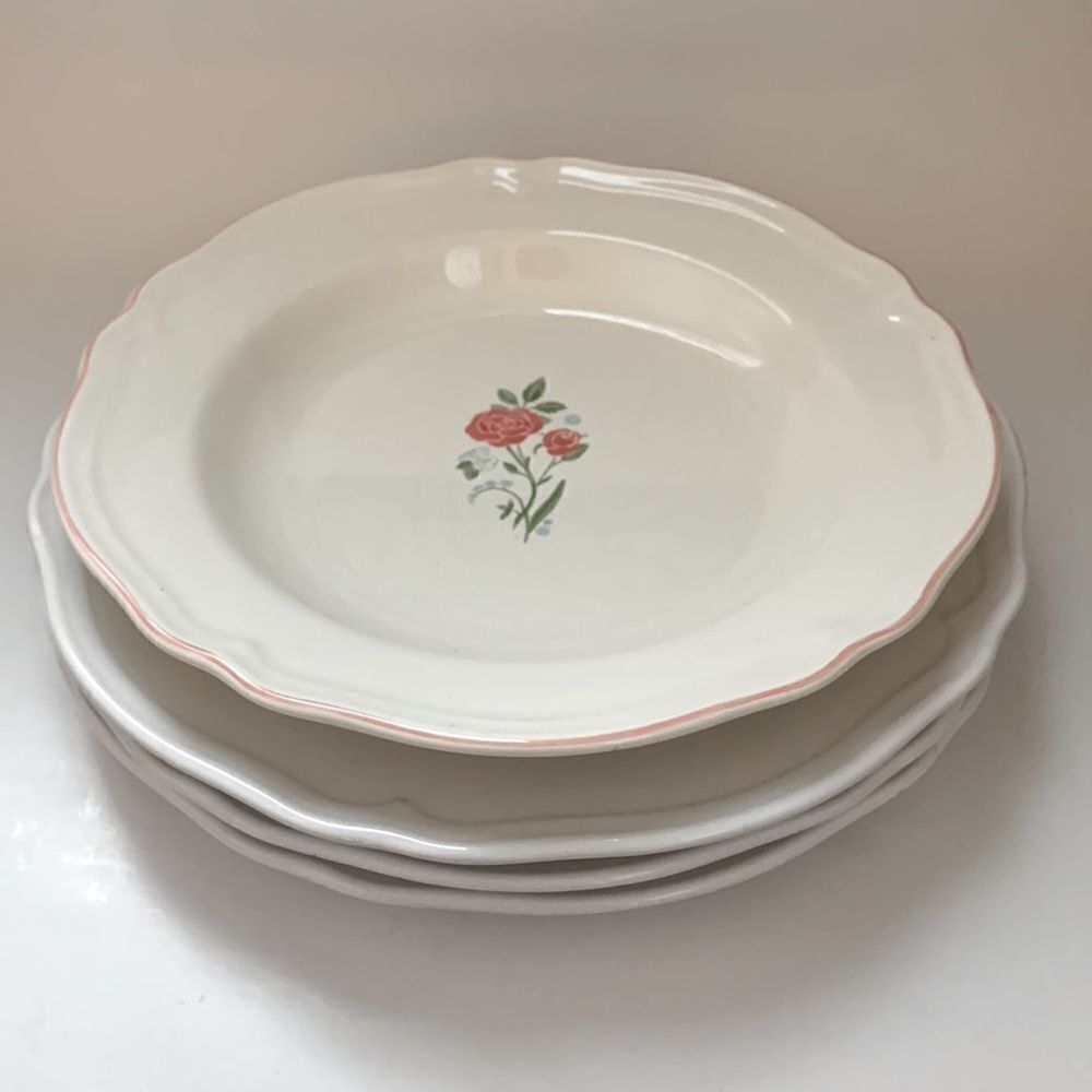 🌷4 Ikea Dinner Plates 